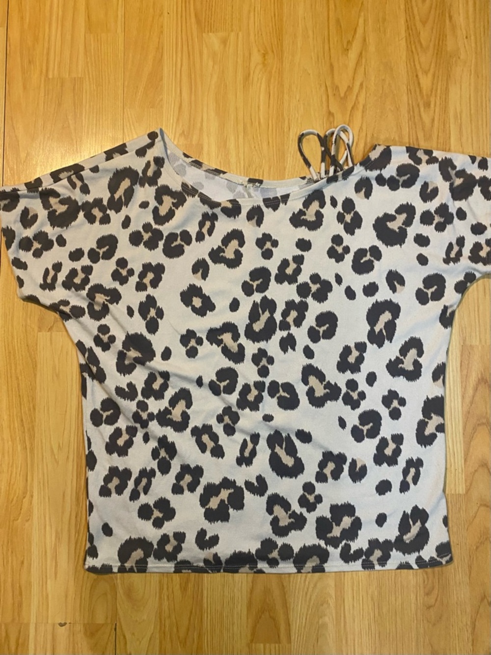 Leopard Print Off-Shoulder Casual Top